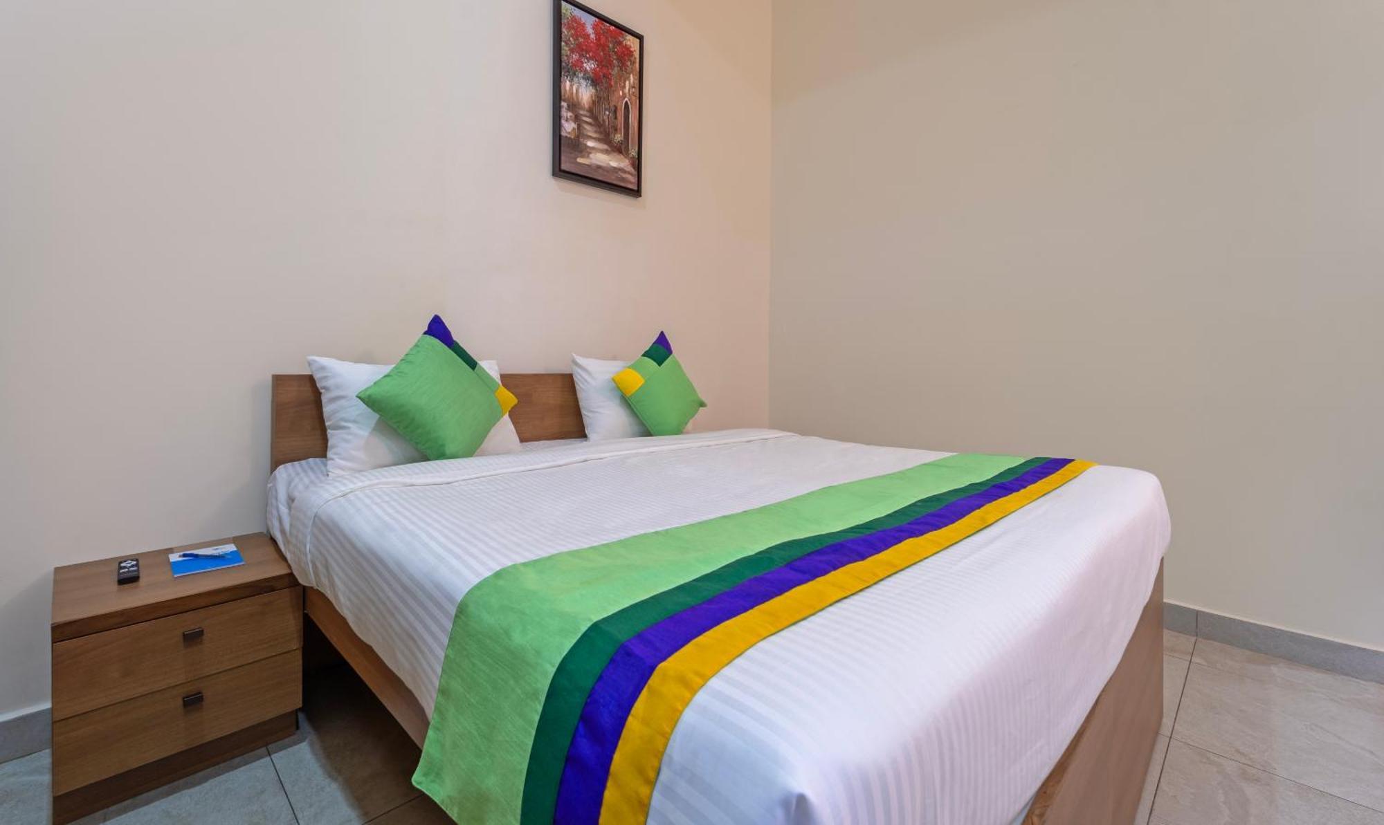 Itsy Hotels Avani Stays, Vyttila, Kochi Exterior foto